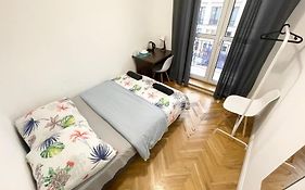 Fantastic Waw - W8 Room B
